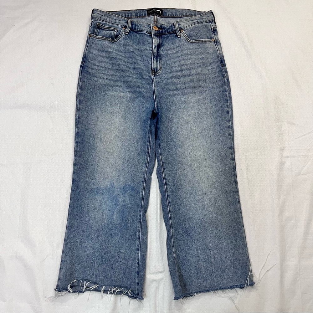 Fashion Nova Light Blue Flare Jeans size 16